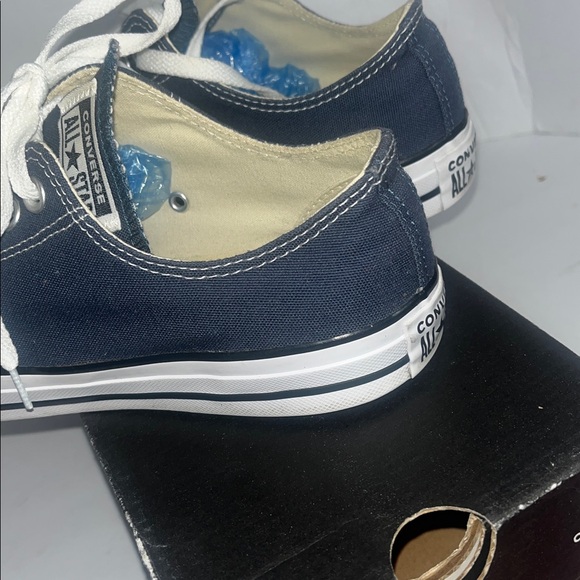 All stars converts men’s size 9 women’s size 11, like new - Picture 11 of 12